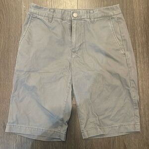 Like new Bonobos 11 inch golf shorts